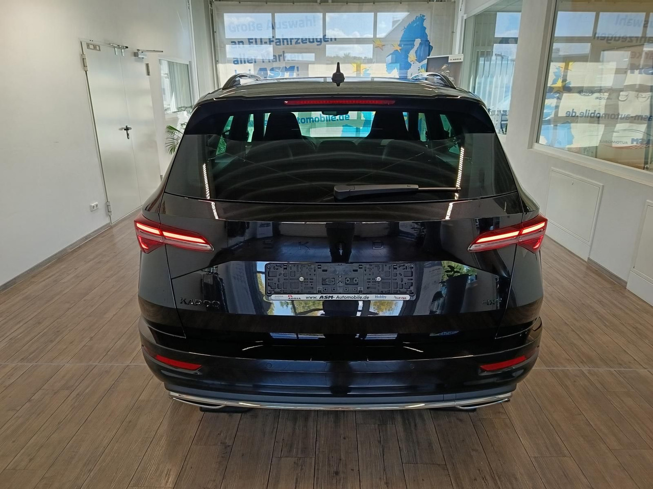 Skoda Karoq Sportline 2,0 TDI 4x4*AHK*PSD*STD.HZG*DCC* - Позашляховик: фото 5 Skoda Karoq Sportline 2,0 TDI 4x4*AHK*PSD*STD.HZG*DCC* - Позашляховик: фото 5