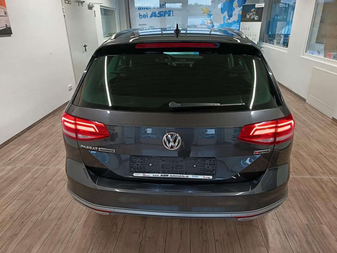 Volkswagen Passat Alltrack 2,0TDI DSG 4x4*360°*NAVI*ACC*LED - Універсал: фото 5 Volkswagen Passat Alltrack 2,0TDI DSG 4x4*360°*NAVI*ACC*LED - Універсал: фото 5