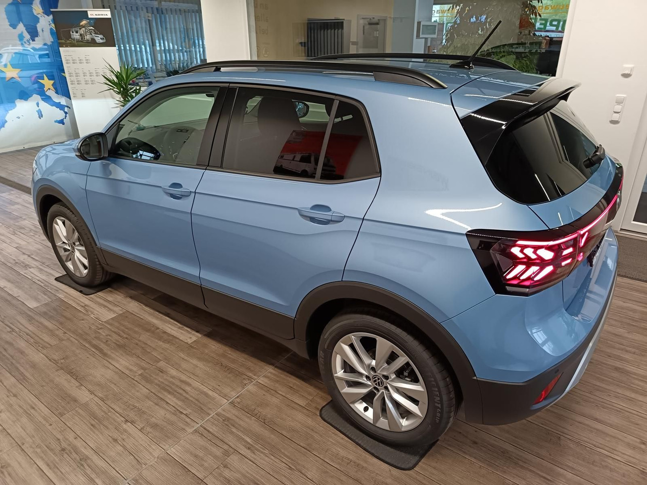 Volkswagen T-Cross Life 1.5 TSI DSG*AHK*MATRIX LED*ACC*SHZ* - Позашляховик: фото 4 Volkswagen T-Cross Life 1.5 TSI DSG*AHK*MATRIX LED*ACC*SHZ* - Позашляховик: фото 4