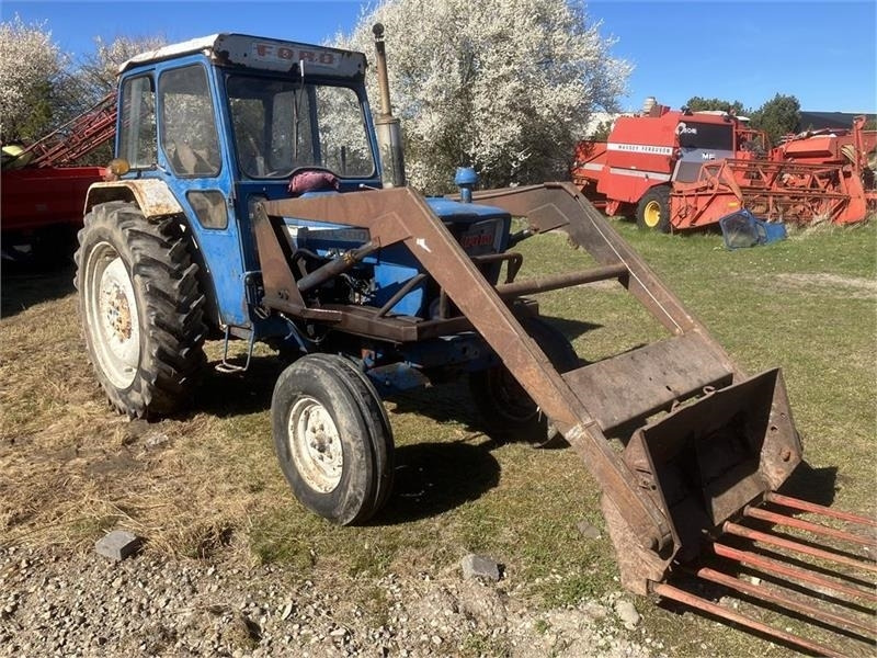 Ford 4000 Med frontlæsser - Трактор: фото 2 Ford 4000 Med frontlæsser - Трактор: фото 2