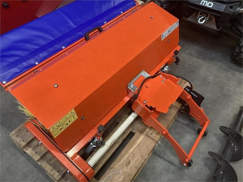 Husqvarna P524X Efi 120 cm fejemaskine - Щітка дорожня: фото 2 Husqvarna P524X Efi 120 cm fejemaskine - Щітка дорожня: фото 2