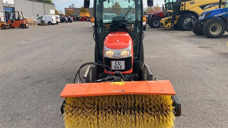 Kubota ST341 inkl. 150 cm kost og udlægger - Комунальний трактор: фото 3 Kubota ST341 inkl. 150 cm kost og udlægger - Комунальний трактор: фото 3
