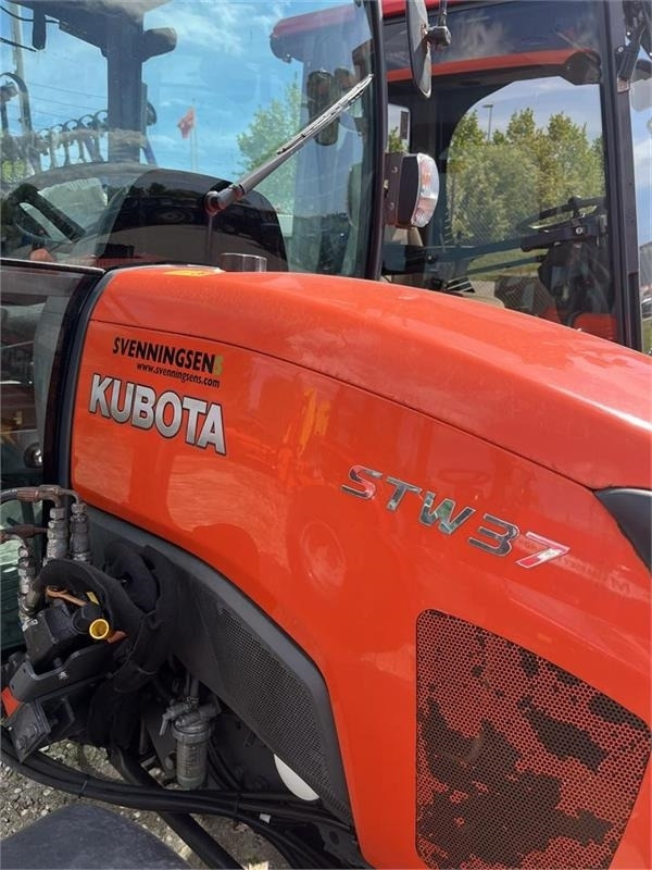 Kubota STW37 - Комунальний трактор: фото 5 Kubota STW37 - Комунальний трактор: фото 5