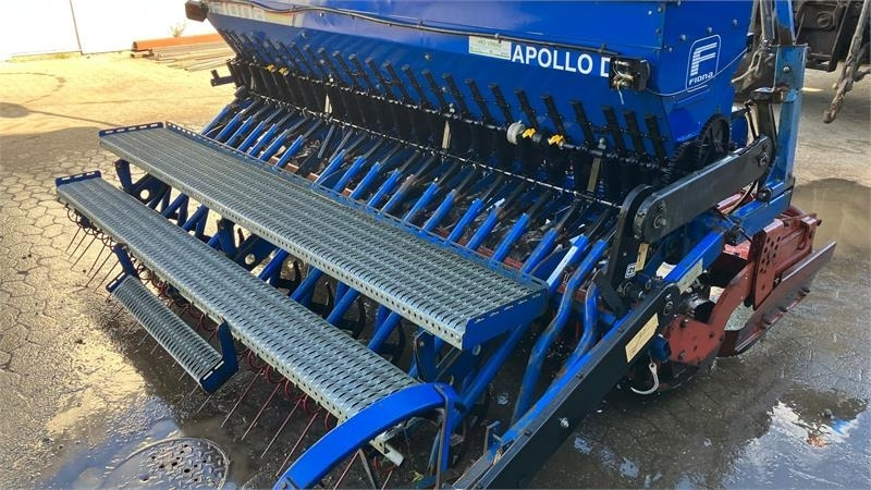 Kuhn HR 3001 M med Fiona Apollo - Посівний комплекс: фото 4 Kuhn HR 3001 M med Fiona Apollo - Посівний комплекс: фото 4