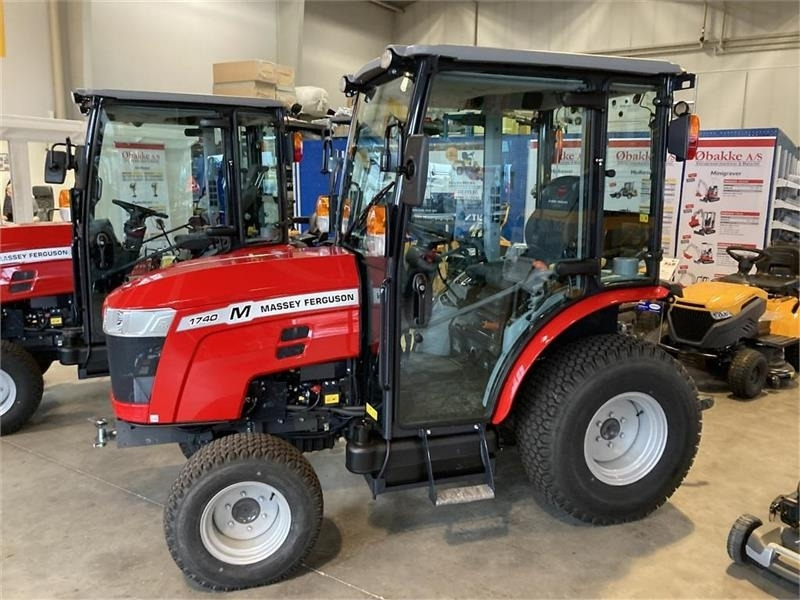 Massey Ferguson 1740 HC - Комунальний трактор: фото 1 Massey Ferguson 1740 HC - Комунальний трактор: фото 1