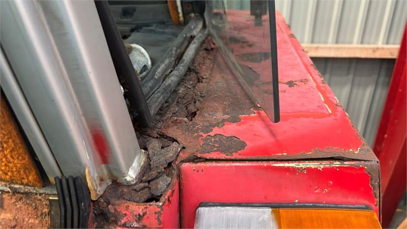 Massey Ferguson 699 - Трактор: фото 2 Massey Ferguson 699 - Трактор: фото 2