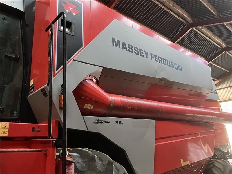 Massey Ferguson 7256 RS med 22 fods Freeflow skærebord - Зернозбиральний комбайн: фото 4 Massey Ferguson 7256 RS med 22 fods Freeflow skærebord - Зернозбиральний комбайн: фото 4