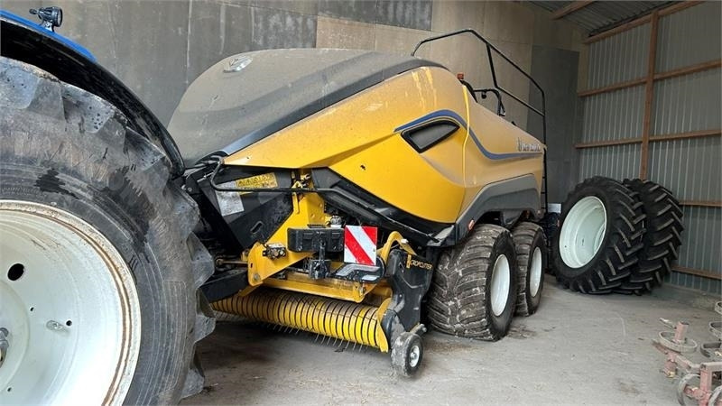 New Holland BB 1290 RC HD - Прес-підбирач тюковий: фото 1 New Holland BB 1290 RC HD - Прес-підбирач тюковий: фото 1