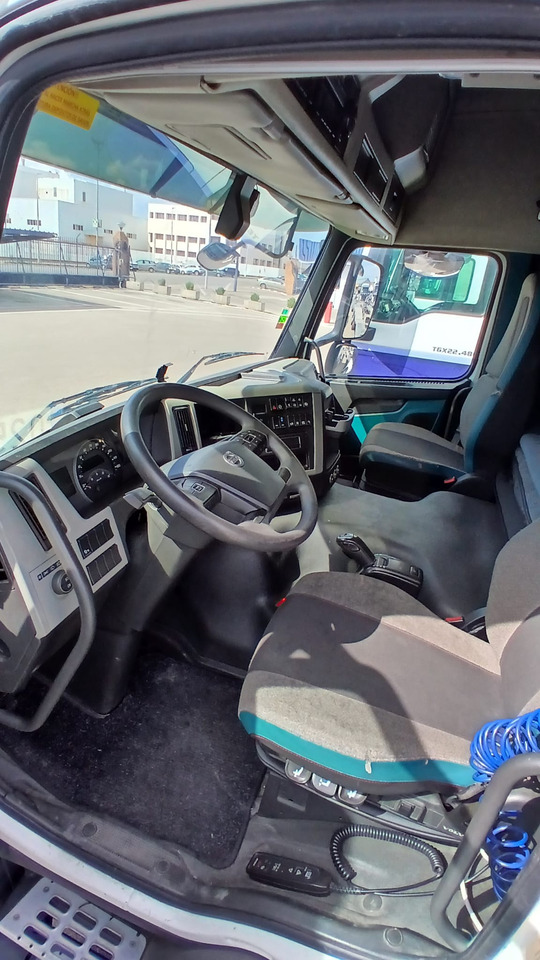 VOLVO FM 42 B3 500 - Вантажівка шасі: фото 4 VOLVO FM 42 B3 500 - Вантажівка шасі: фото 4
