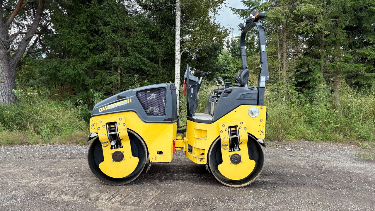 BOMAG BW 135 AD-5 - Дорожній каток: фото 4 BOMAG BW 135 AD-5 - Дорожній каток: фото 4