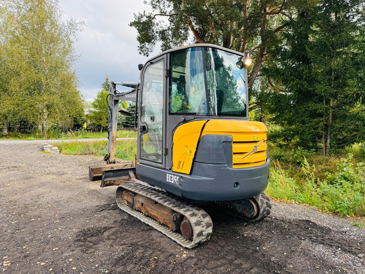 VOLVO EC35C - Міні-екскаватор: фото 3 VOLVO EC35C - Міні-екскаватор: фото 3