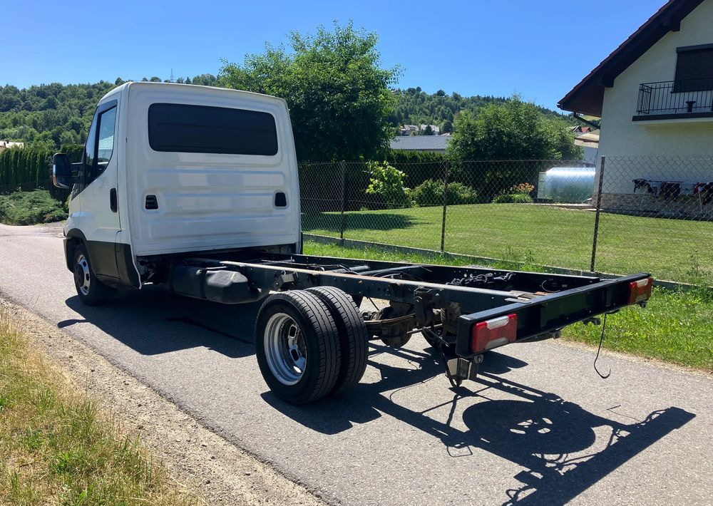 Iveco DAILY 35C13 ramo do zabudowy kiper wywrotka - Вантажівка шасі: фото 4 Iveco DAILY 35C13 ramo do zabudowy kiper wywrotka - Вантажівка шасі: фото 4