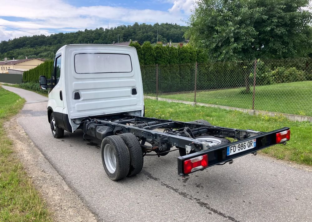 Iveco DAILY 35C14 ramo do zabudowy kiper wywrotka - Вантажівка шасі: фото 4 Iveco DAILY 35C14 ramo do zabudowy kiper wywrotka - Вантажівка шасі: фото 4