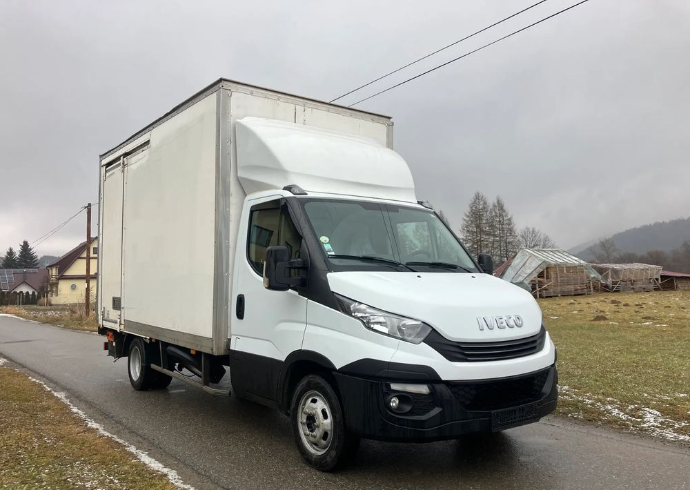 Iveco DAILY 35C16 kontener kurierka winda - Фургон з закритим кузовом: фото 2 Iveco DAILY 35C16 kontener kurierka winda - Фургон з закритим кузовом: фото 2