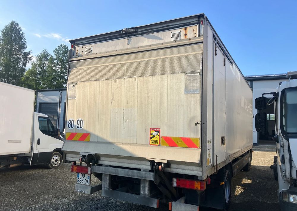 Mercedes-Benz Atego 1218  kurierka kontener - Вантажівка з закритим кузовом: фото 4 Mercedes-Benz Atego 1218  kurierka kontener - Вантажівка з закритим кузовом: фото 4