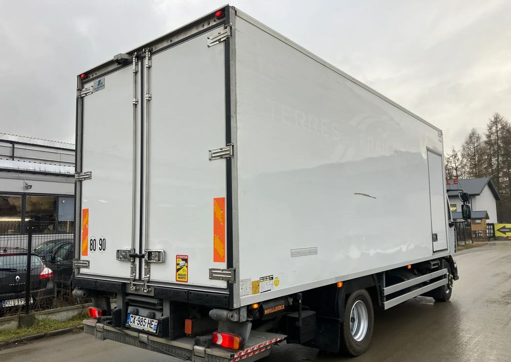 Renault Renault Midlum 220chłodnia izoterma - Рефрижератор вантажівка: фото 3 Renault Renault Midlum 220chłodnia izoterma - Рефрижератор вантажівка: фото 3