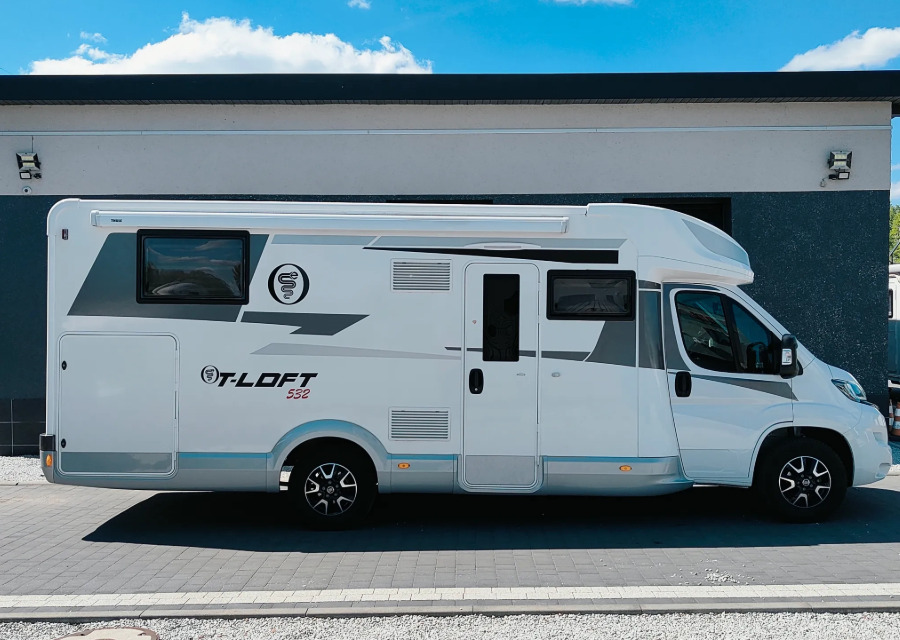 Elnagh Elnagh T-Loft 532 WINTER Alarm Solar Camera Air Conditioning Truma Diesel E Awning Remis Retrofitted - Кастенваген: фото 3 Elnagh Elnagh T-Loft 532 WINTER Alarm Solar Camera Air Conditioning Truma Diesel E Awning Remis Retrofitted - Кастенваген: фото 3