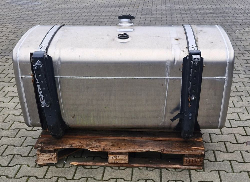 IVECO S WAY HI WAY STRALIS ZBIORNIK PALIWA NOWY - Паливна система: фото 4 IVECO S WAY HI WAY STRALIS ZBIORNIK PALIWA NOWY - Паливна система: фото 4