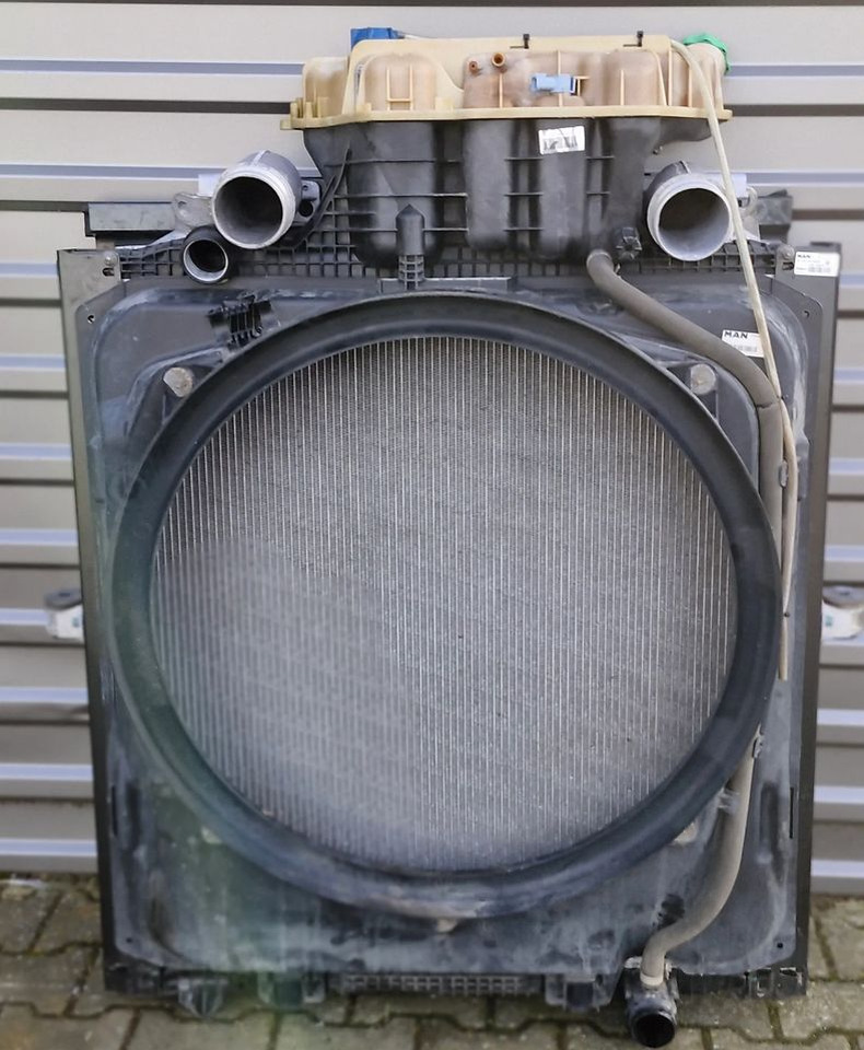 MAN TG3 TGX CHŁODNICA KOMPLET CHŁODNIC - Система охолодження: фото 1 MAN TG3 TGX CHŁODNICA KOMPLET CHŁODNIC - Система охолодження: фото 1