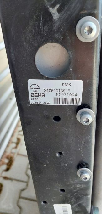 MAN TGS TG3 NOWY MODEL CHŁODNICA CHŁODNICE KOMPLET - Радіатор в категорії Вантажівки: фото 4 MAN TGS TG3 NOWY MODEL CHŁODNICA CHŁODNICE KOMPLET - Радіатор в категорії Вантажівки: фото 4