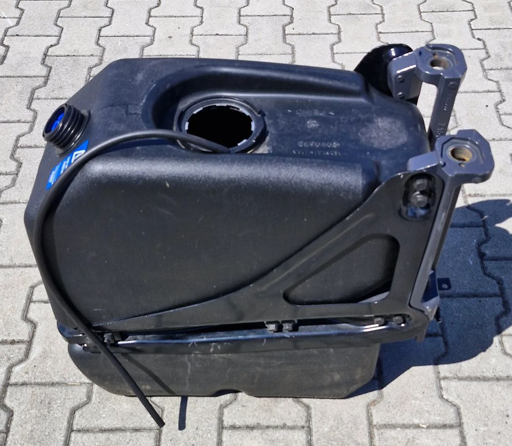 SCANIA R S ZBIORNIK ADBLUE 2919673 NOWY - Паливна система: фото 3 SCANIA R S ZBIORNIK ADBLUE 2919673 NOWY - Паливна система: фото 3