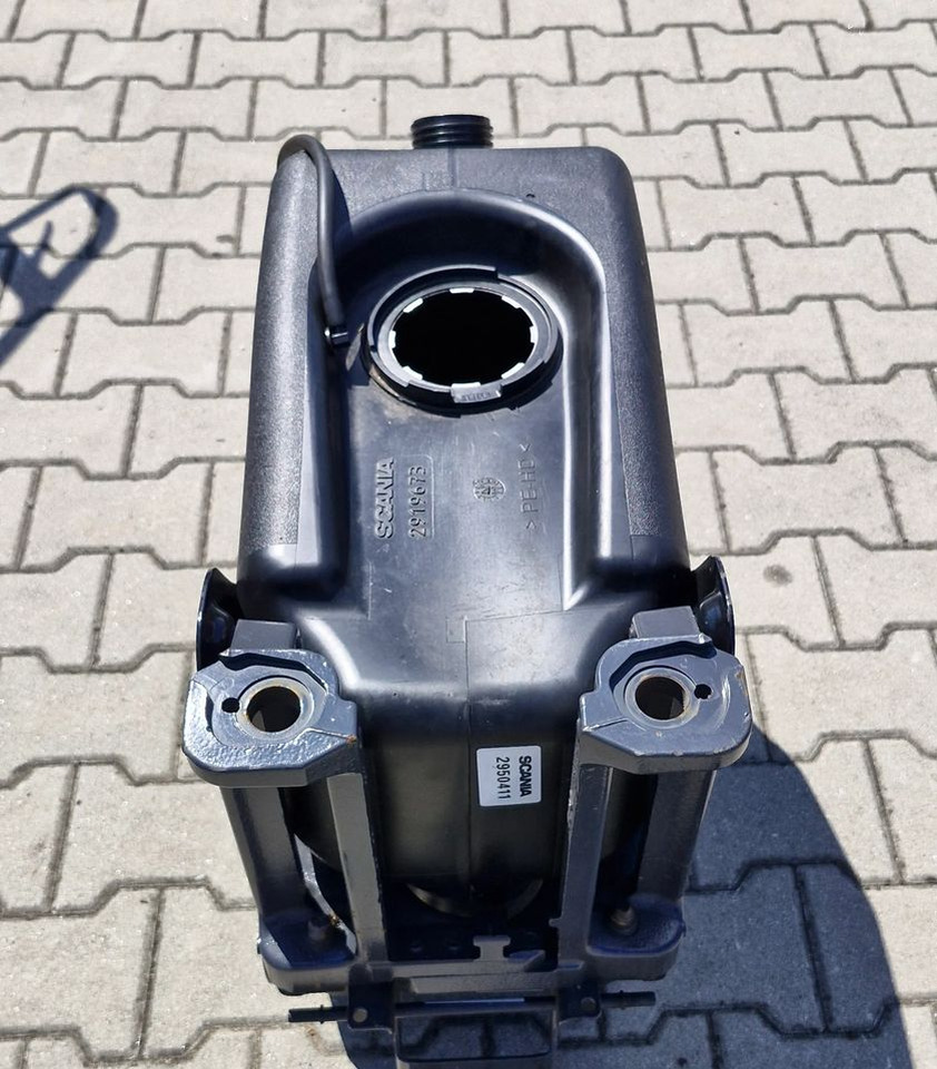 SCANIA R S ZBIORNIK ADBLUE 2919673 NOWY - Паливна система: фото 2 SCANIA R S ZBIORNIK ADBLUE 2919673 NOWY - Паливна система: фото 2