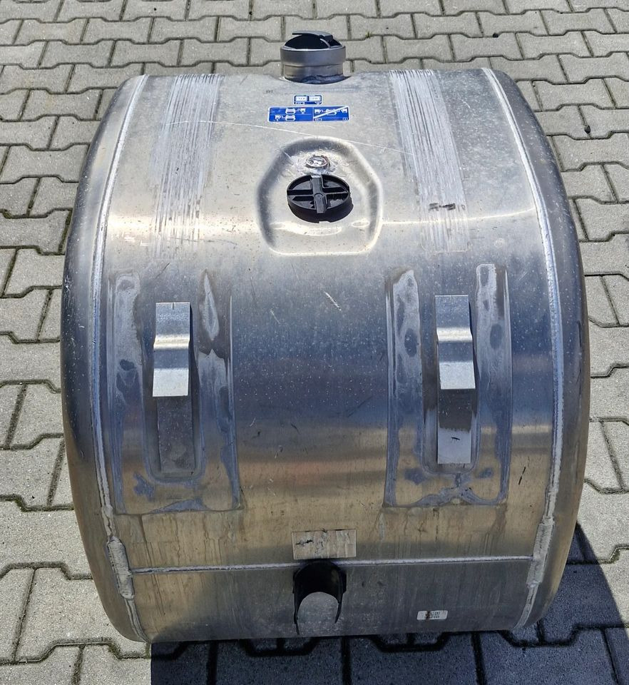SCANIA R S ZBIORNIK PALIWA 200L NOWY - Паливна система: фото 2 SCANIA R S ZBIORNIK PALIWA 200L NOWY - Паливна система: фото 2