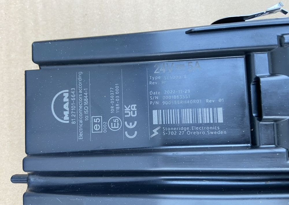 Tachograf Stoneridge MAN TGX TGS TGL TGM impulsator - Тахограф в категорії Вантажівки: фото 2 Tachograf Stoneridge MAN TGX TGS TGL TGM impulsator - Тахограф в категорії Вантажівки: фото 2