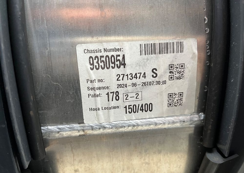 Zbiornik paliwa Scania R S 165 L kompletny 2600650 bak NGS NGR - Паливна система в категорії Вантажівки: фото 5 Zbiornik paliwa Scania R S 165 L kompletny 2600650 bak NGS NGR - Паливна система в категорії Вантажівки: фото 5