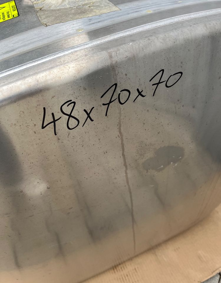 Zbiornik paliwa Scania R S 200L bak 1871187 jak NOWY - Паливна система в категорії Вантажівки: фото 5 Zbiornik paliwa Scania R S 200L bak 1871187 jak NOWY - Паливна система в категорії Вантажівки: фото 5