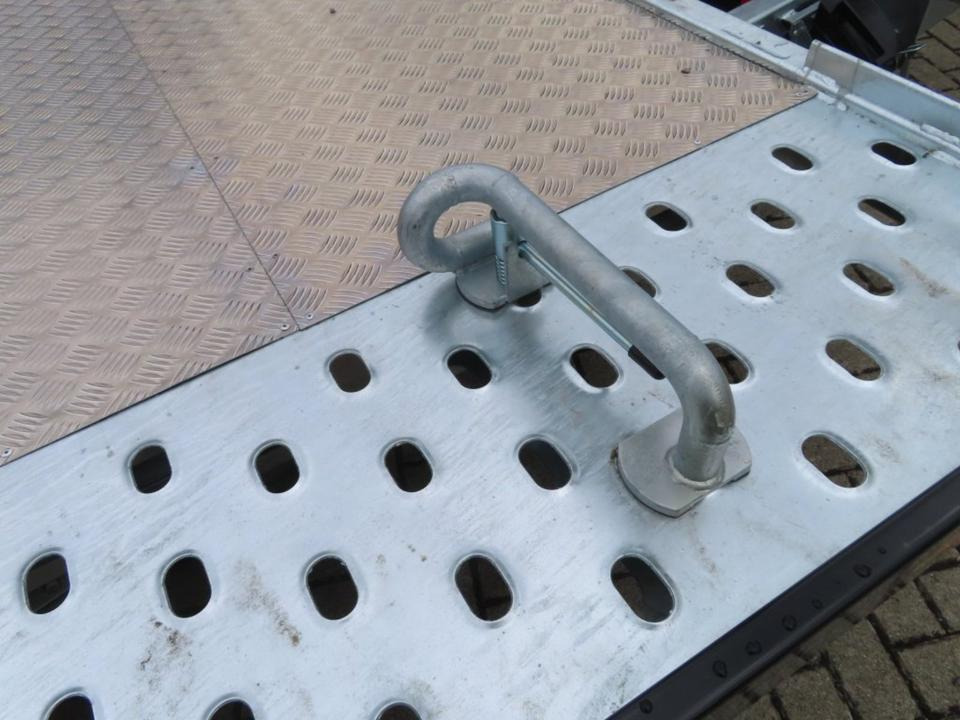 Böckmann PKW-Anhänger, Autotransporter 3,5to. E-Winde 100 km/h - Автовоз причіп: фото 5 Böckmann PKW-Anhänger, Autotransporter 3,5to. E-Winde 100 km/h - Автовоз причіп: фото 5