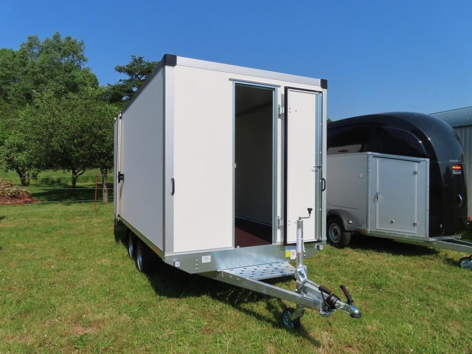 Böckmann PKW-Anhänger Kofferanhänger KH 4121/27 F 2,7t Tür - Закритий кузов причіп: фото 3 Böckmann PKW-Anhänger Kofferanhänger KH 4121/27 F 2,7t Tür - Закритий кузов причіп: фото 3