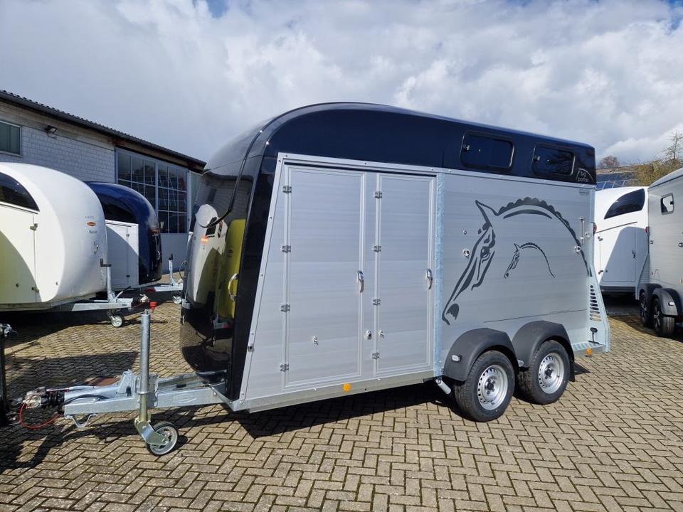 Böckmann Pferdeanhänger Big Portax WCF 100km/h Sattelraum - Причіп коневоз: фото 4 Böckmann Pferdeanhänger Big Portax WCF 100km/h Sattelraum - Причіп коневоз: фото 4