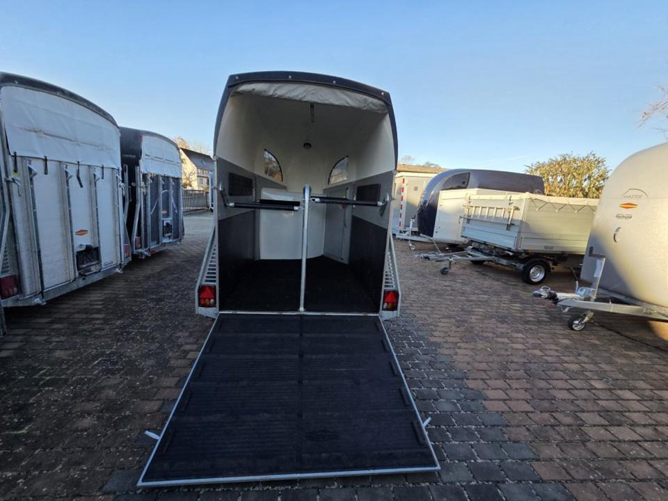 Причіп коневоз Böckmann, Pferdeanhänger, Champion R, top, SaKa. 100 km/h: фото 6 Причіп коневоз Böckmann, Pferdeanhänger, Champion R, top, SaKa. 100 km/h: фото 6