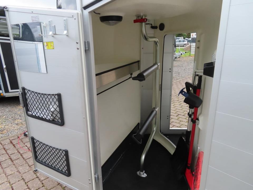 Böckmann, Pferdeanhänger, der neue Big Champion WCF 2022 - Причіп коневоз: фото 4 Böckmann, Pferdeanhänger, der neue Big Champion WCF 2022 - Причіп коневоз: фото 4