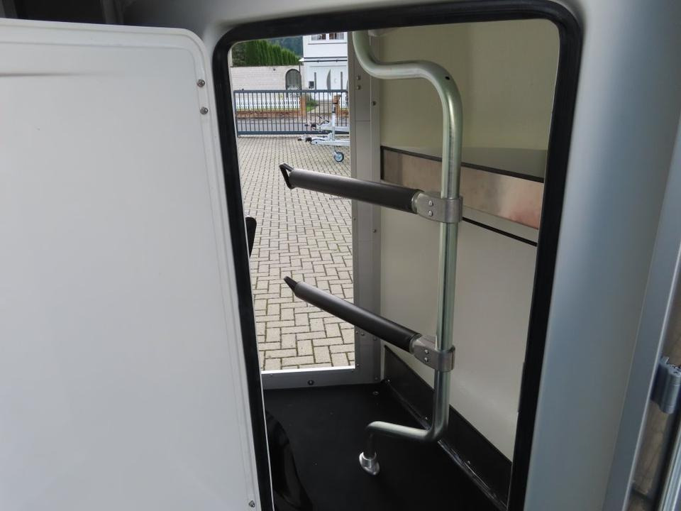 Böckmann, Pferdeanhänger, der neue Big Champion WCF 2024 - Причіп коневоз: фото 5 Böckmann, Pferdeanhänger, der neue Big Champion WCF 2024 - Причіп коневоз: фото 5