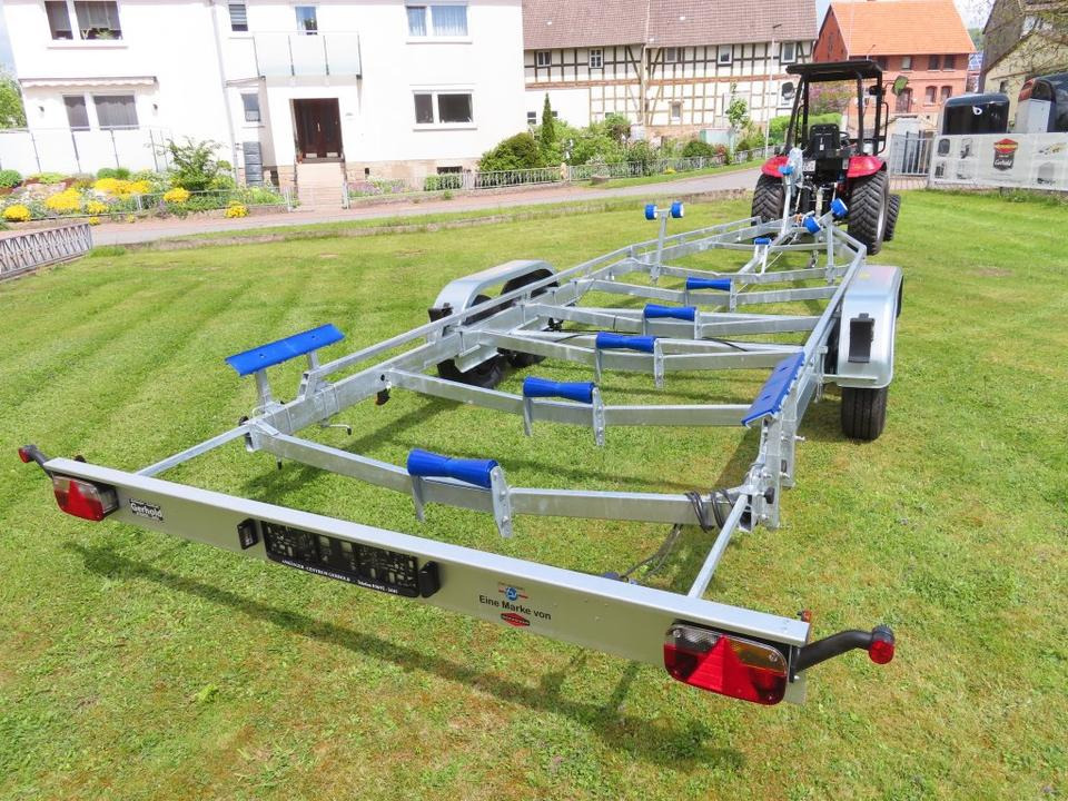 Böckmann TPV, PKW Anhänger, Bootstrailer, 3,5 to. Winde, 100 km/h - Причіп для човна: фото 1 Böckmann TPV, PKW Anhänger, Bootstrailer, 3,5 to. Winde, 100 km/h - Причіп для човна: фото 1