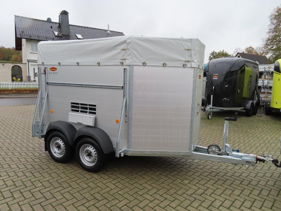 Böckmann Viehanhänger, 2,4 to. Tür/Rampekombi, Humbaur, Fendt - Для перевезення худоби причіп: фото 4 Böckmann Viehanhänger, 2,4 to. Tür/Rampekombi, Humbaur, Fendt - Для перевезення худоби причіп: фото 4