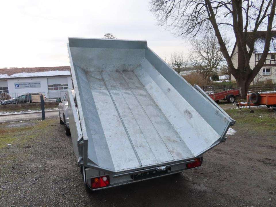 PKW Anhänger Kipper Muldenkipper Auffahrschienen 3,5t 100km/h - Самоскид причіп: фото 5 PKW Anhänger Kipper Muldenkipper Auffahrschienen 3,5t 100km/h - Самоскид причіп: фото 5