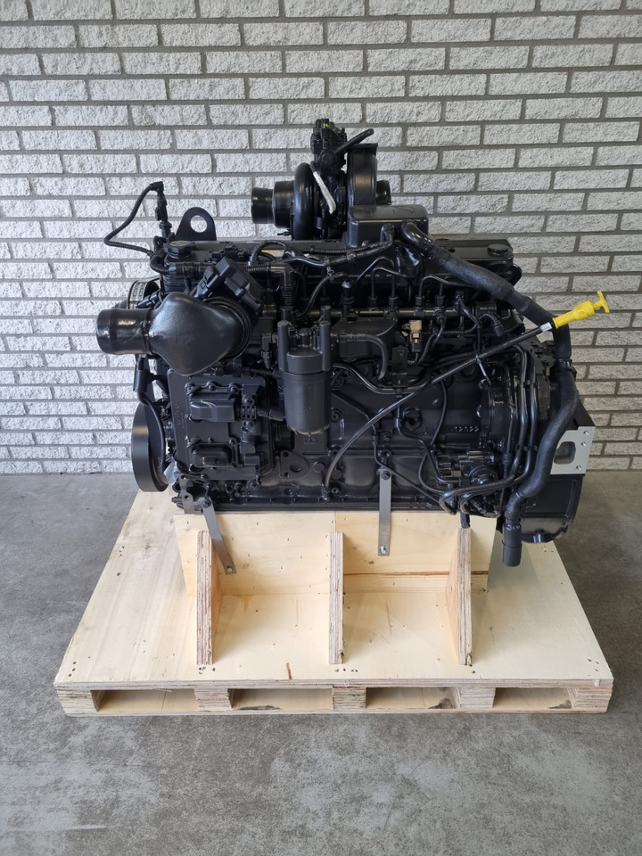Cummins B6.7 stage 5 CM2350 CPL4834 - Двигун в категорії Перевантажувачі: фото 1 Cummins B6.7 stage 5 CM2350 CPL4834 - Двигун в категорії Перевантажувачі: фото 1