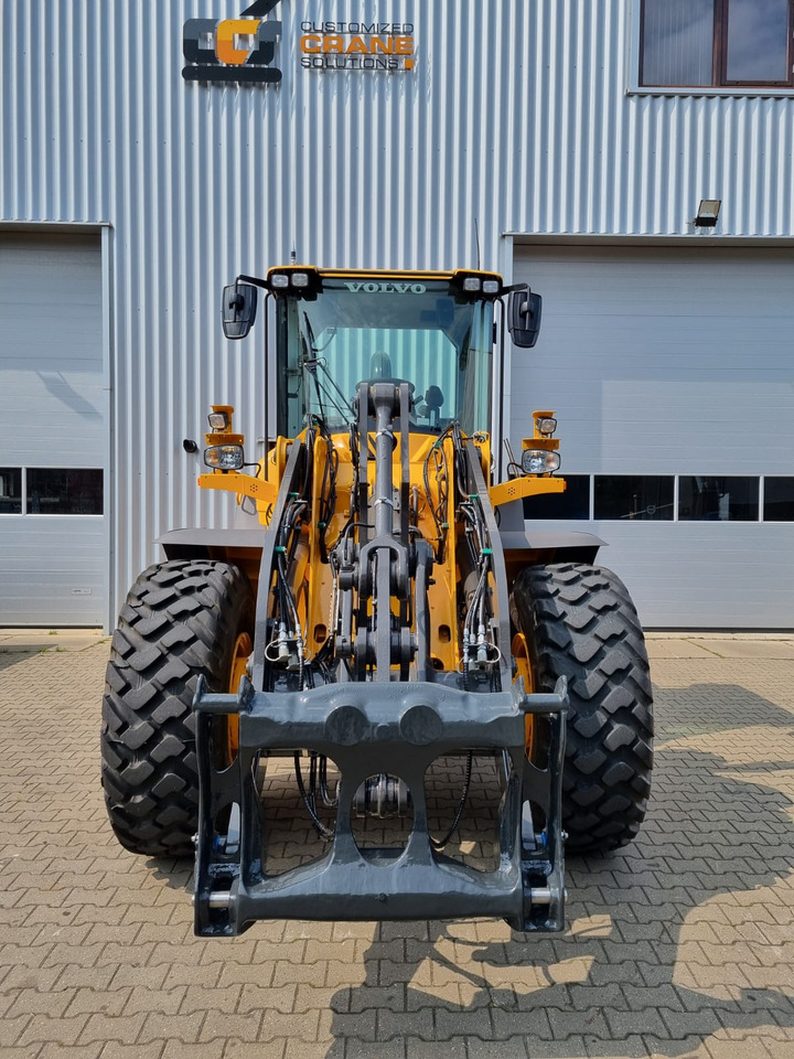 VOLVO L70F 2009 with new engine - Колісний навантажувач: фото 2 VOLVO L70F 2009 with new engine - Колісний навантажувач: фото 2