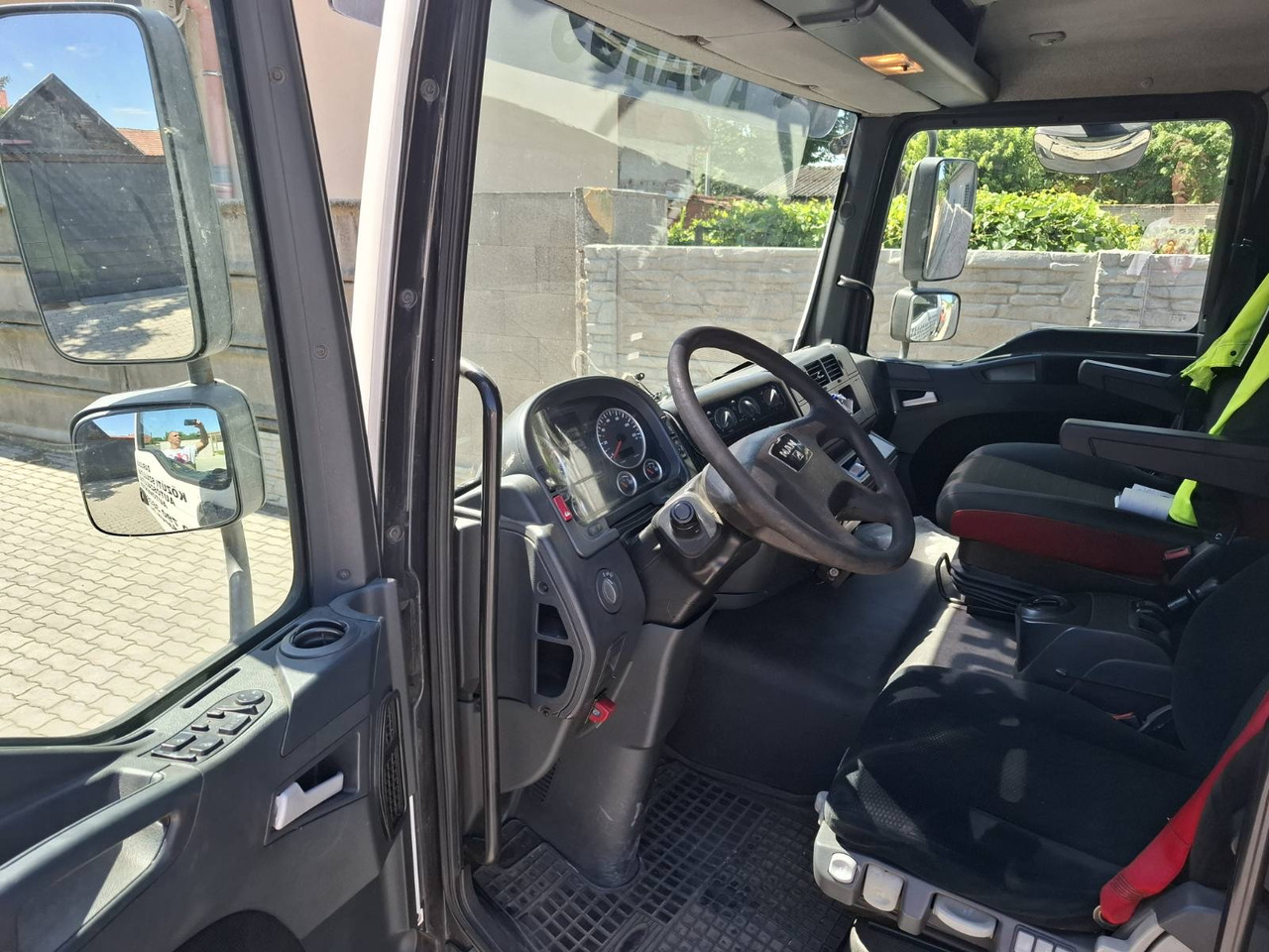 MAN TGL 12.250 4x2 BL - Автовоз вантажівка, Вантажівка з маніпулятором: фото 4 MAN TGL 12.250 4x2 BL - Автовоз вантажівка, Вантажівка з маніпулятором: фото 4