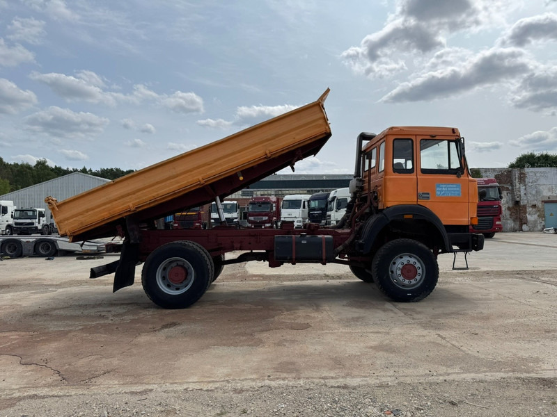 Iveco Magirus 170 - 23 (4X4 / GRAND PONT / LAMES / POMPE MANUELLE) - Самоскид вантажівка: фото 4 Iveco Magirus 170 - 23 (4X4 / GRAND PONT / LAMES / POMPE MANUELLE) - Самоскид вантажівка: фото 4