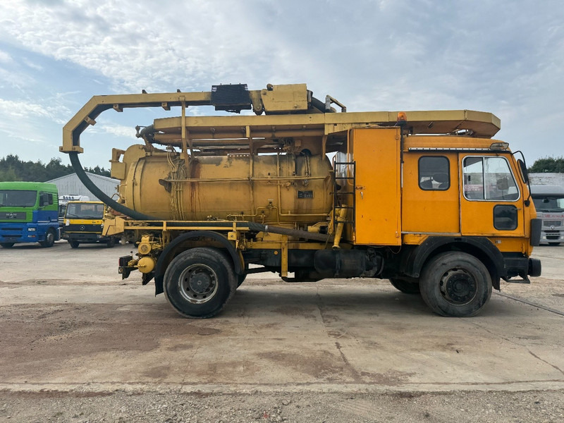 Mercedes-Benz SK 1617 (GRAND PONT / LAMES / 10.000L / 6 CYLINDRE / POMPE MANUELLE) - Асенізатори: фото 4 Mercedes-Benz SK 1617 (GRAND PONT / LAMES / 10.000L / 6 CYLINDRE / POMPE MANUELLE) - Асенізатори: фото 4