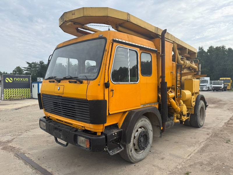 Mercedes-Benz SK 1617 (GRAND PONT / LAMES / 10.000L / 6 CYLINDRE / POMPE MANUELLE) - Асенізатори: фото 1 Mercedes-Benz SK 1617 (GRAND PONT / LAMES / 10.000L / 6 CYLINDRE / POMPE MANUELLE) - Асенізатори: фото 1