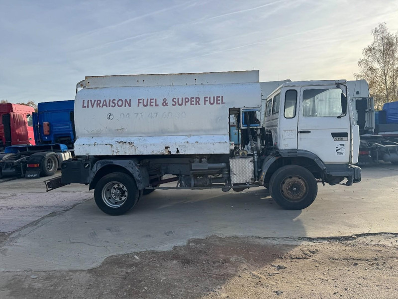 Renault S 150 SUSPENSION LAMES / 7000 L / POMPE & BOITE MANUELLE / CAMION FRANCAIS!!!) - Вантажівка цистерна: фото 4 Renault S 150 SUSPENSION LAMES / 7000 L / POMPE & BOITE MANUELLE / CAMION FRANCAIS!!!) - Вантажівка цистерна: фото 4