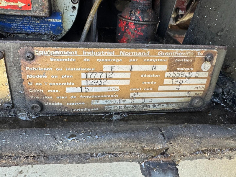 Вантажівка цистерна Renault S 150 SUSPENSION LAMES / 7000 L / POMPE & BOITE MANUELLE / CAMION FRANCAIS!!!): фото 15 Вантажівка цистерна Renault S 150 SUSPENSION LAMES / 7000 L / POMPE & BOITE MANUELLE / CAMION FRANCAIS!!!): фото 15