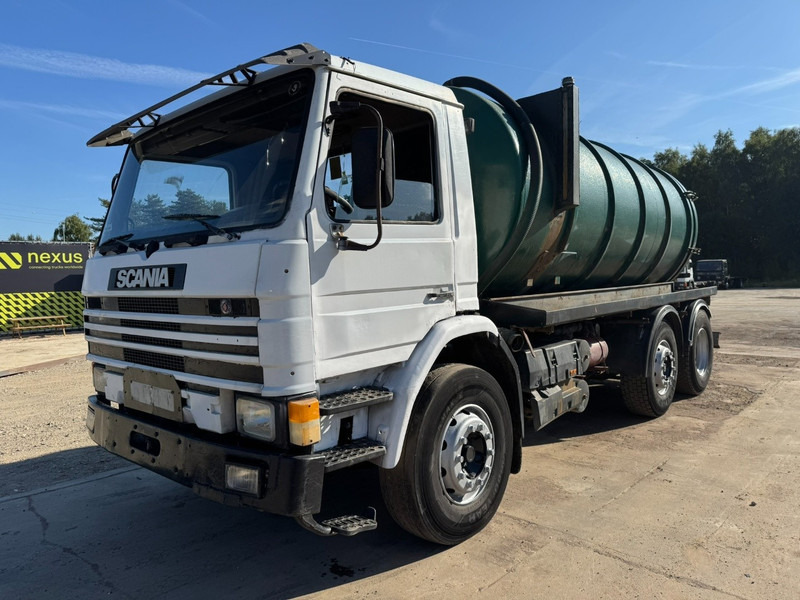 Scania 93 - 280 (14.000L / MANUAL PUMP & GEARBOX / 6X2) - Асенізатори: фото 1 Scania 93 - 280 (14.000L / MANUAL PUMP & GEARBOX / 6X2) - Асенізатори: фото 1