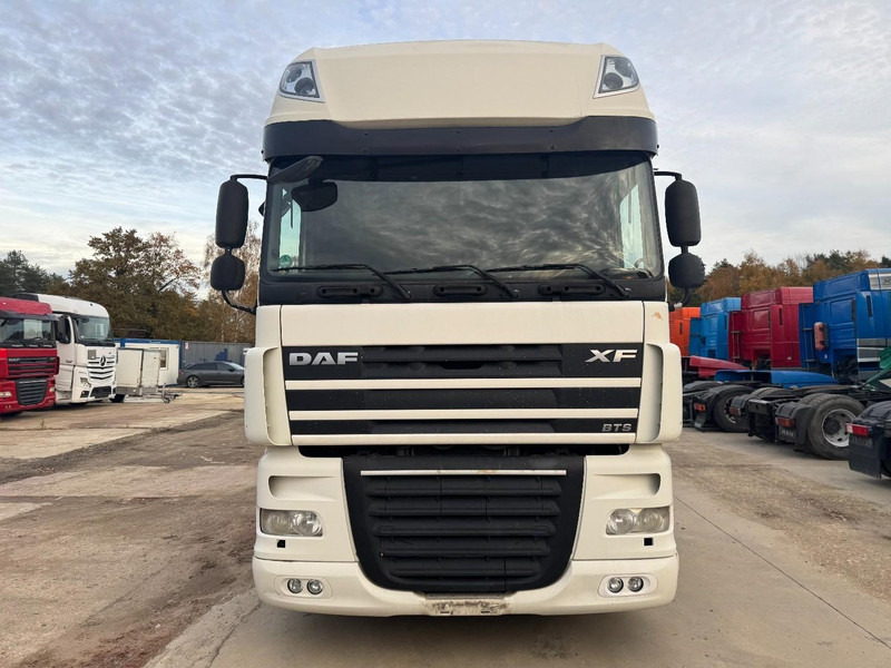 DAF 105 XF 460 Super Space Cab (PERFECT CONDITION / PARFAIT ETAT) - Тягач: фото 2 DAF 105 XF 460 Super Space Cab (PERFECT CONDITION / PARFAIT ETAT) - Тягач: фото 2