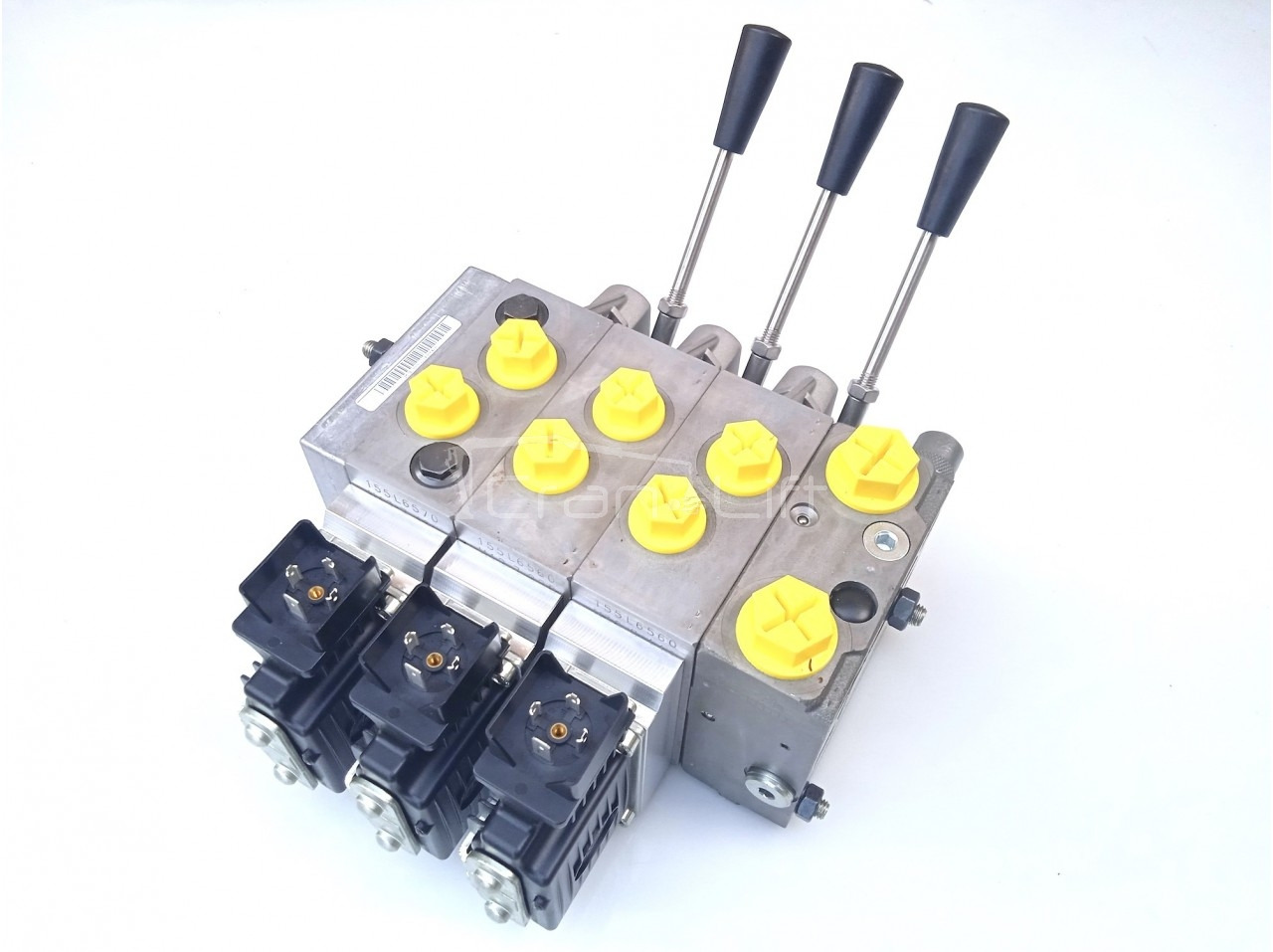 Rozdzielacz Danfoss PVG32 - 3 sekcje - Гідравлічний клапан в категорії Крани-маніпулятори: фото 2 Rozdzielacz Danfoss PVG32 - 3 sekcje - Гідравлічний клапан в категорії Крани-маніпулятори: фото 2